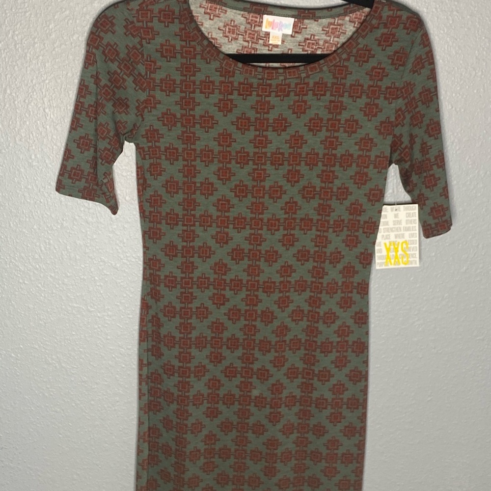 LuLaRoe Julia New With Tags